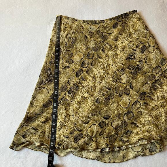 Vintage Talbots 100% Pure Silk Snake Print Knee Length Skirt Size 14 Petite - Picture 8 of 8